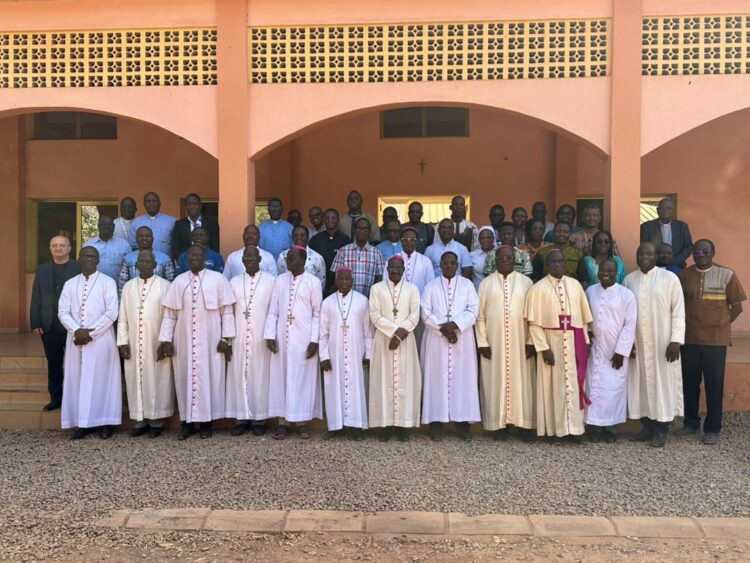 Intelligence Artificielle: L’UCAP-B associée à la réflexion sur la mise en place du dispositif national de gouvernance pastorale du Numérique