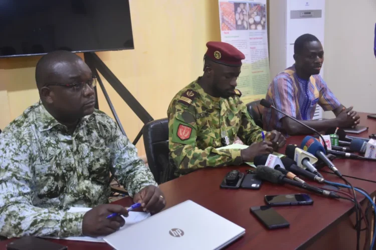 Burkina : 219,44 tonnes de poissons avariés et 36 tonnes de médicaments illicites saisis en 2025 par les services vétérinaires