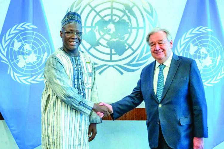 Nations unies: le nouvel ambassadeur du Burkina présente ses lettres de créance à Antonio Guterres